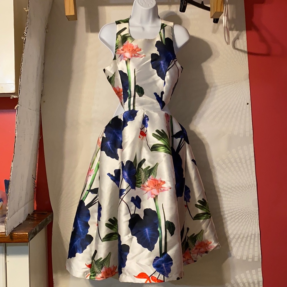 Women dress size M